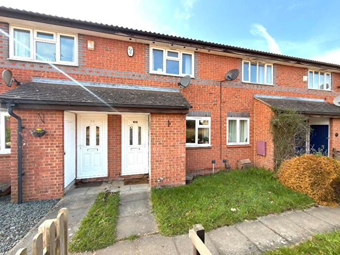 2 Bedroom Terraced House For Sale In Rookery Drive, Bushmead, Luton, Bedfordshire, LU2