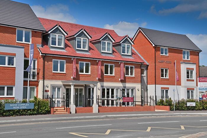 1 Bedroom Flat For Sale In Ock Street, Abingdon, Oxfordshire, OX14