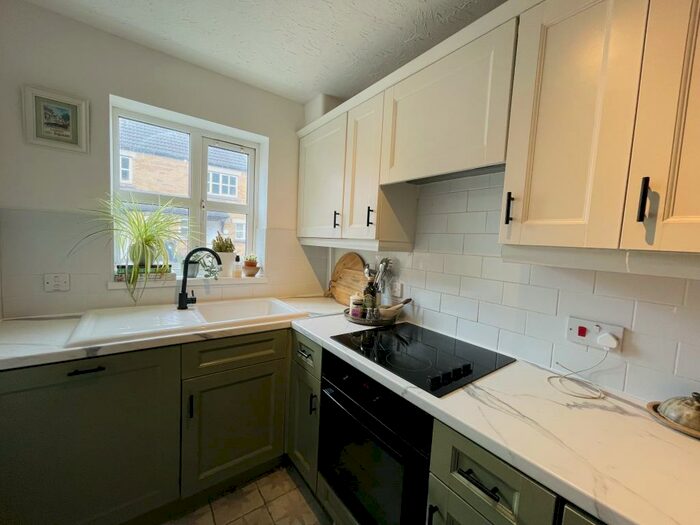 2 Bedroom House To Rent In Kings Drive, Stoke Gifford, Bristol, BS34