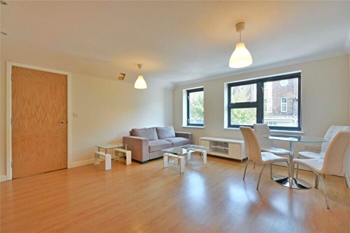 1 Bedroom Flat To Rent In College Road, Kensal Rise, NW10