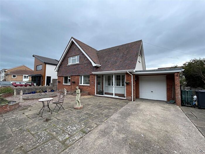 3 Bedroom Detached House To Rent In Gloddaeth Avenue, Llandudno, Conwy, LL30