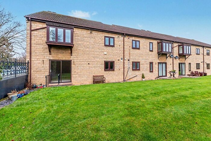 2 Bedroom Flat For Sale In Millgarth Court, School Lane, Collingham, Wetherby, LS22