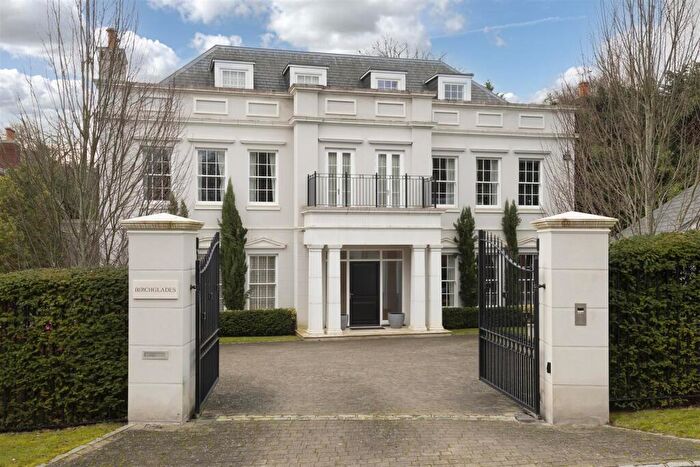 7 Bedroom Detached House For Sale In Coombe Park, Kingston Upon Thames, KT2