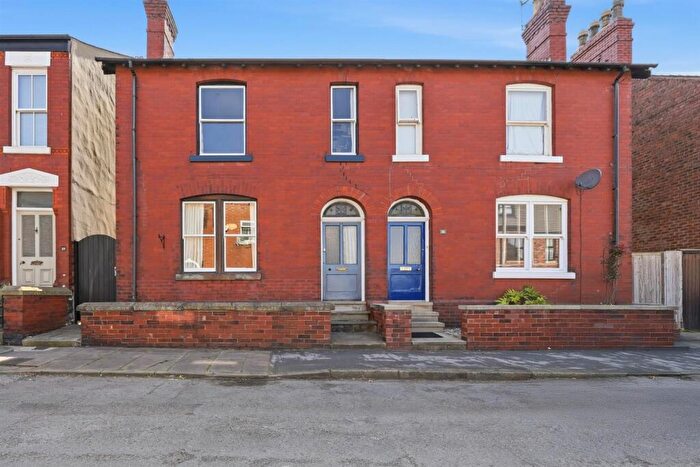 4 Bedroom Semi-Detached House For Sale In Pownall Street, Macclesfield, SK10