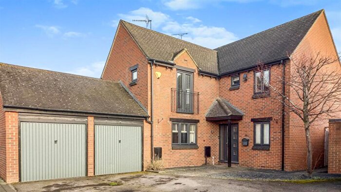 4 Bedroom Detached House To Rent In Cicero Approach, Heathcote, Warwick, CV34