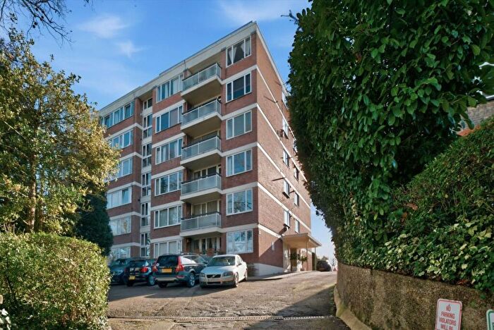 1 Bedroom Flat For Sale In Shepherds Hill, Highgate, N6
