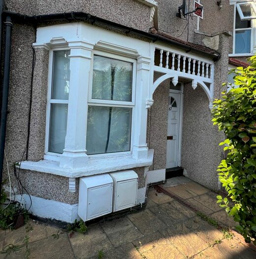 1 Bedroom Flat To Rent In Hawstead Road, London, SE6