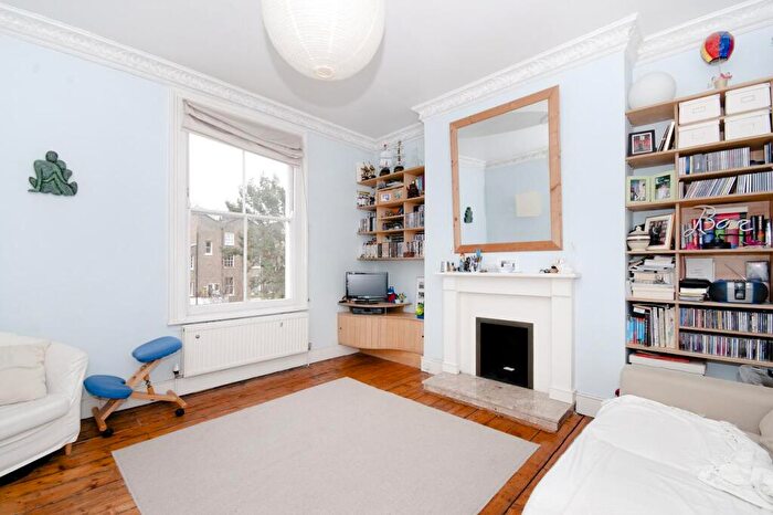 2 Bedroom Flat To Rent In Ockendon Road, Islington, N1