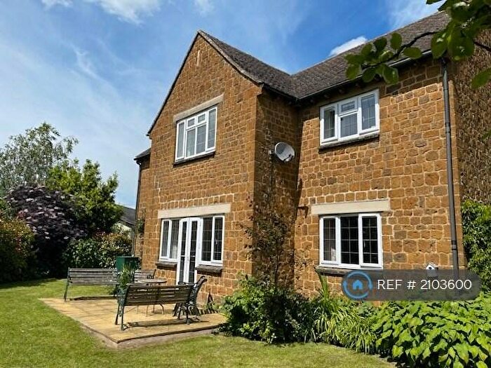 3 Bedroom Detached House To Rent In Queen Street, Hook Norton, OX15