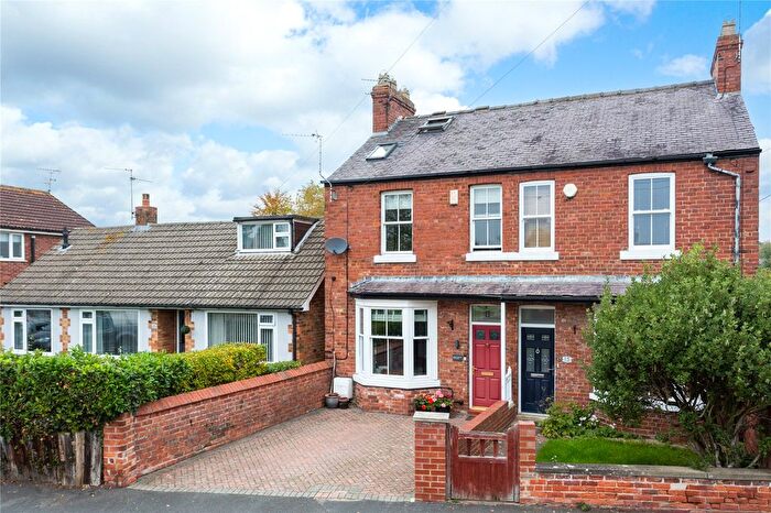 3 Bedroom Semi Detached House For Sale In Southfields Road, Strensall, York, North Yorkshire, YO32