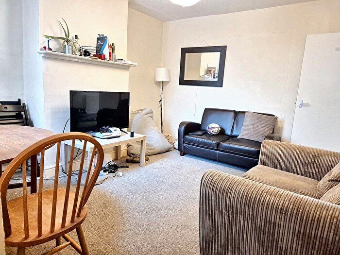 1 Bedroom Semi-detached House To Rent In Maybrick Road, Bath, BA2