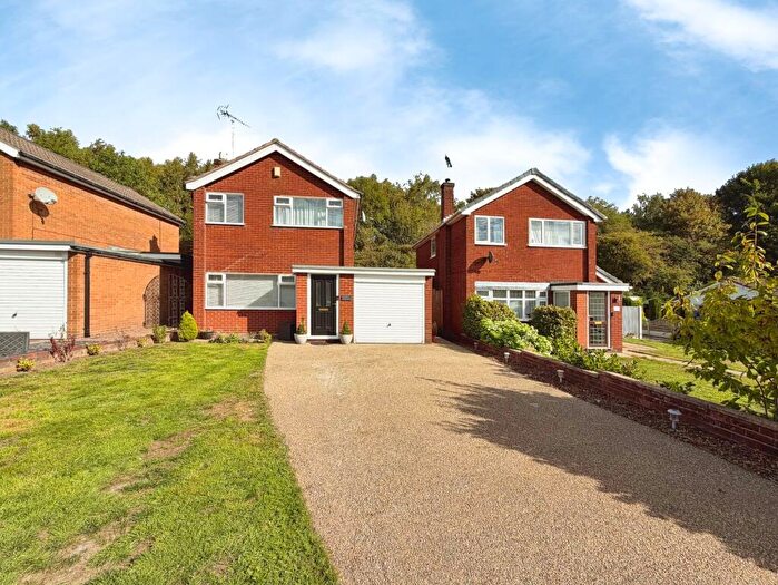 3 Bedroom Detached House For Sale In Churchfield Drive, Rainworth, NG21