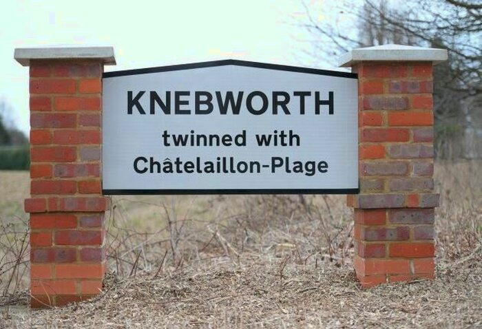 1 Bedroom Flat To Rent In Station Road, Knebworth, SG3