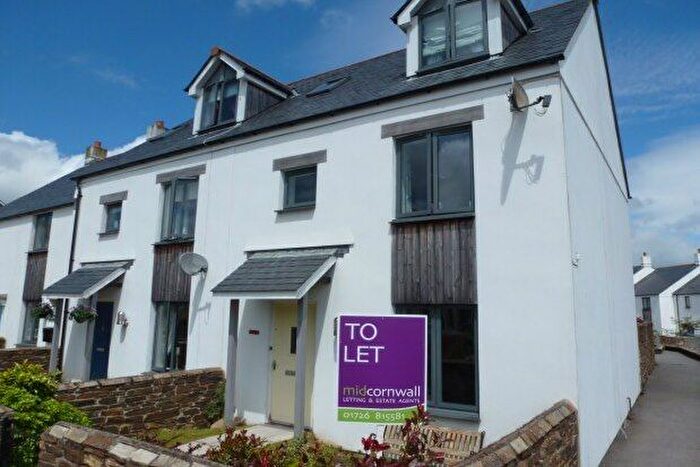 4 Bedroom Town House To Rent In Foundry Drive, St. Austell, PL25