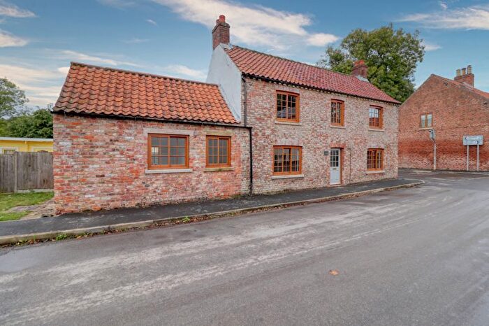 3 Bedroom Terraced House For Sale In High Street, Garthorpe, Scunthorpe, DN17