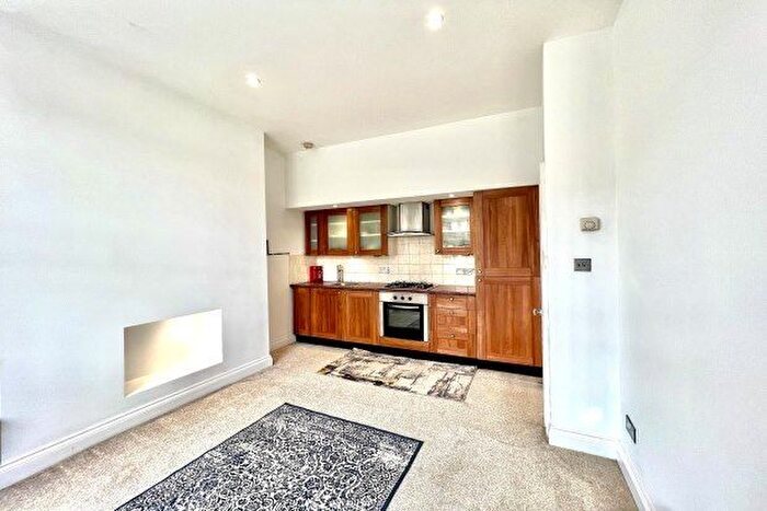 1 Bedroom Flat To Rent In Upper Grosvenor Road, Tunbridge Wells, TN1