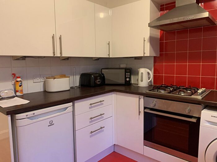 1 Bedroom Flat To Rent In Dalgety Road, Edinburgh, EH7