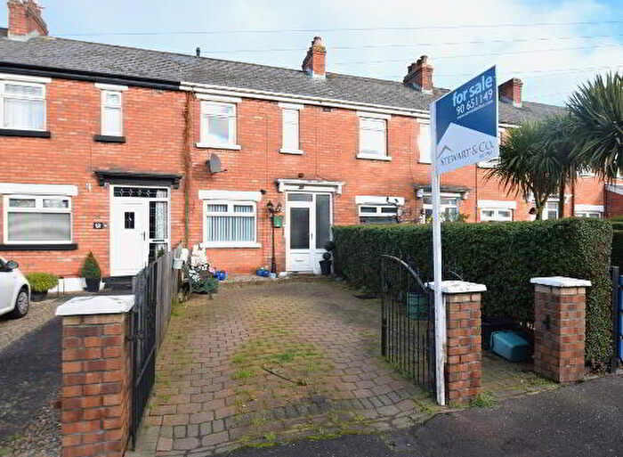 3 Bedroom Mid Terraced House For Sale In Larkfield Road, Belfast, BT4