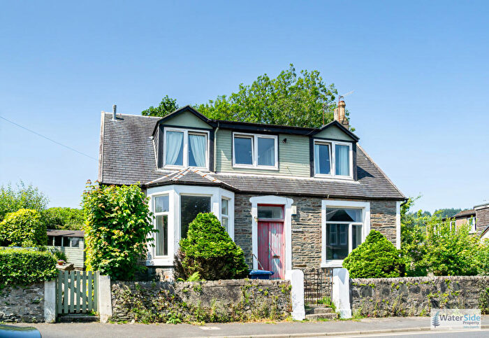 1 Bedroom Flat For Sale In Victoria Road, Dunoon, Argyll And Bute, PA23