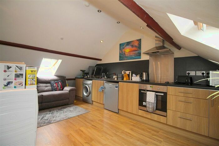 1 Bedroom Flat To Rent In Kirkhill, Shepshed, LE12