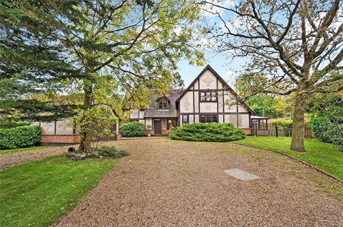 5 Bedroom Detached House For Sale In Green Lane, Bury Road, Sewardstone, London, E4