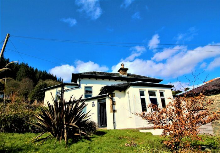 2 Bedroom Semi-Detached House To Rent In Blairmore, Dunoon, PA23