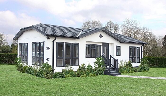 2 Bedroom Park Home For Sale In Merley House Lane, Wimborne, BH21