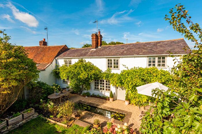 3 Bedroom Cottage To Rent In Aylesbury Road, Bierton, Aylesbury, Buckinghamshire, HP22