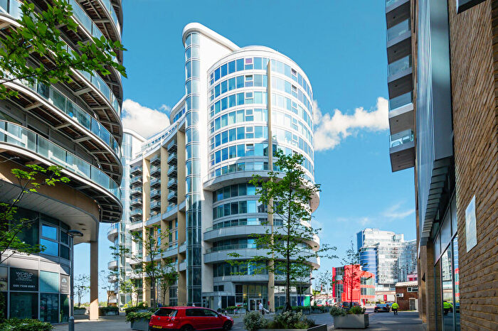 1 Bedroom Flat To Rent In Altura Tower, SW11