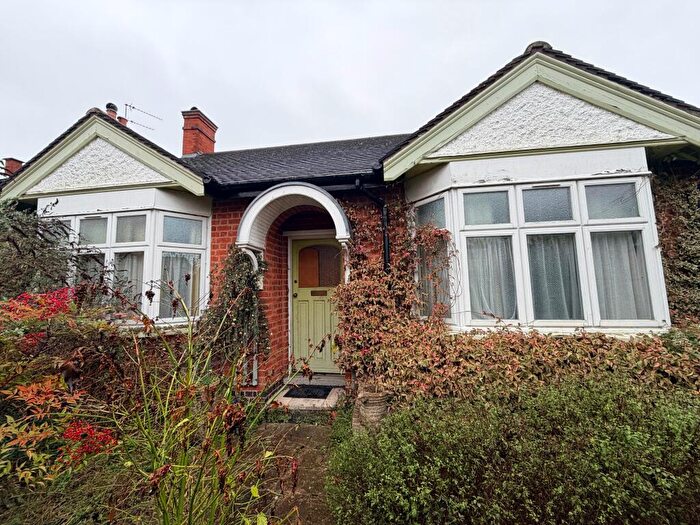 2 Bedroom Detached Bungalow For Sale In Somerville Road, Leicester, LE3
