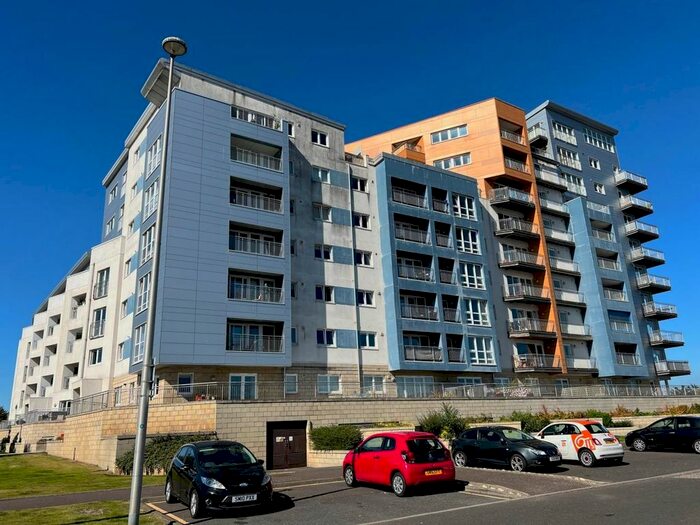 2 Bedroom Flat To Rent In Hesperus Crossway, Edinburgh, EH5