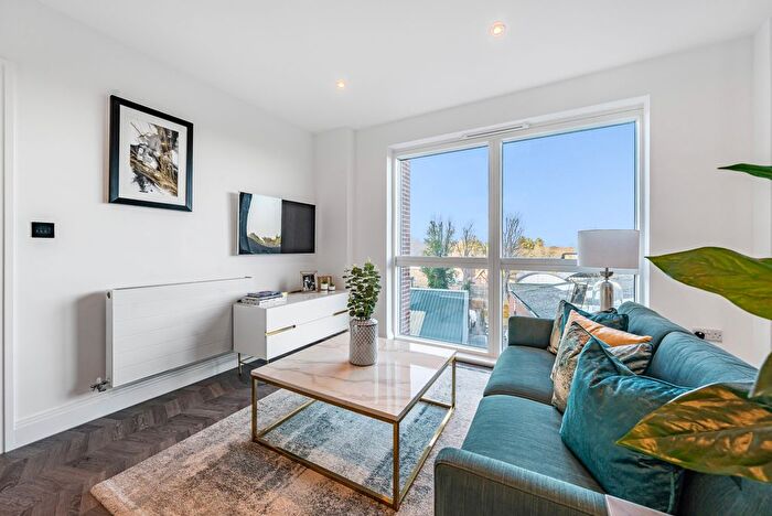 1 Bedroom Flat To Rent In Station Road, Sidcup, DA15