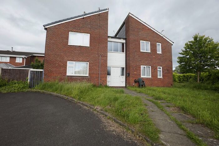 1 Bedroom Flat To Rent In Abinger Road, Garswood, Wigan, WN4