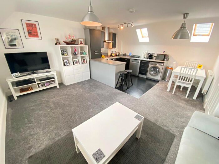 2 Bedroom House To Rent In Merttens Drive, Rothley, LE7