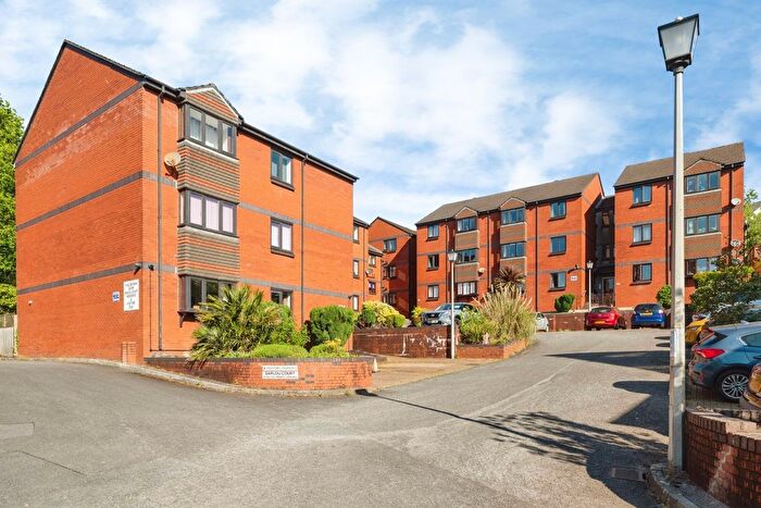 2 Bedroom Flat For Sale In Sarlou Court, Uplands, Swansea, SA2