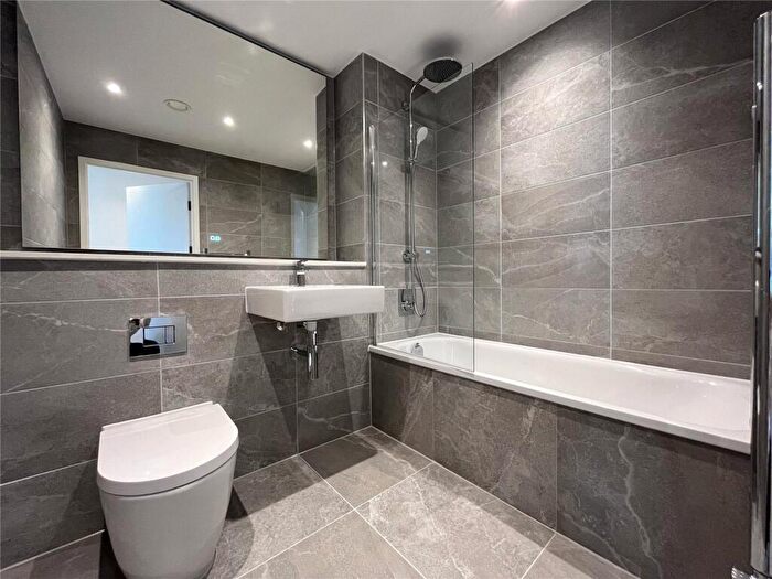 2 Bedroom Apartment To Rent In Great Bridgewater Street, Manchester, M1