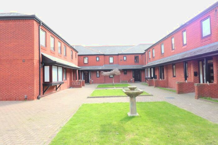1 Bedroom Flat To Rent In Brunswick Court, Leeds, West Yorkshire, LS2