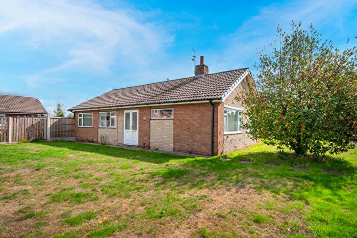 3 Bedroom Detached Bungalow For Sale In Long Walk, Retford, DN22