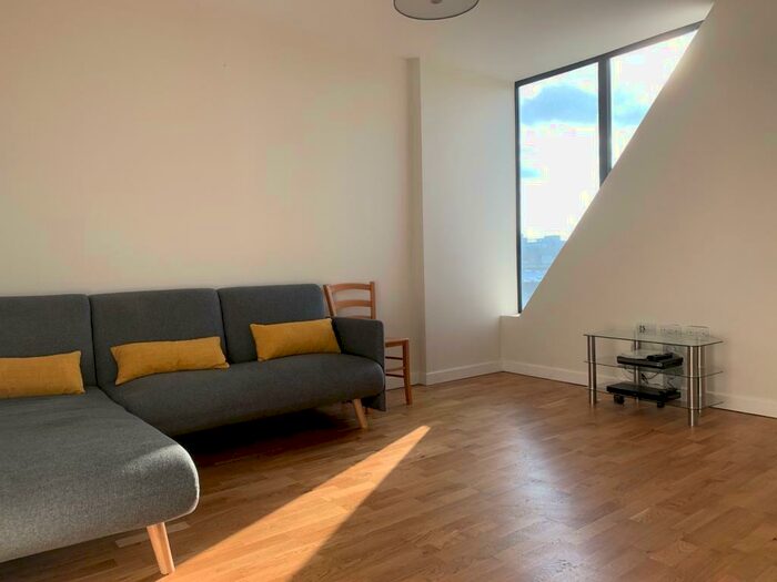 1 Bedroom Penthouse To Rent In Glebe Road, Chelmsford, CM1