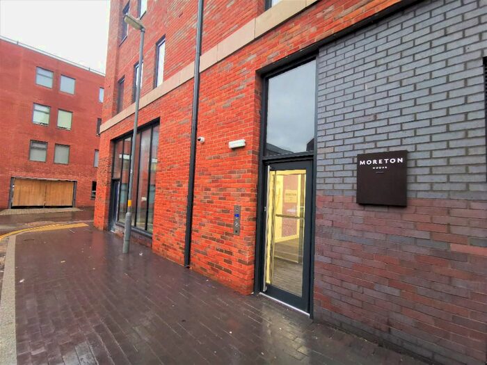 2 Bedroom Flat To Rent In Moreton Street, Birmingham, B1