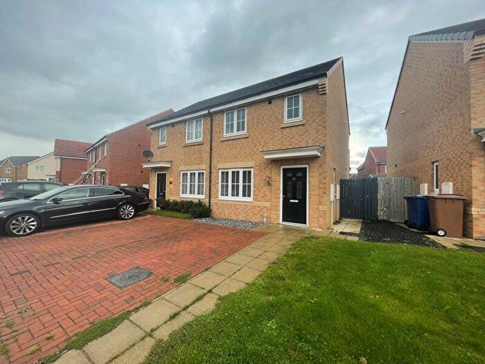 2 Bedroom Semi-Detached House To Rent In Clover Way, Blyth, NE24