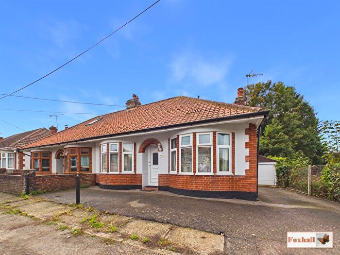 2 Bedroom Semi Detached Bungalow For Sale In Pearl Road, Ipswich, IP1
