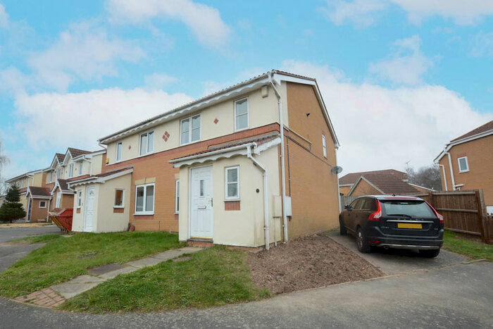 3 Bedroom Semi-Detached House To Rent In Ardmore Close, Sneinton, NG2