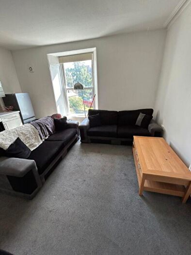 3 Bedroom Flat To Rent In Union Place, West End, Dundee, DD2