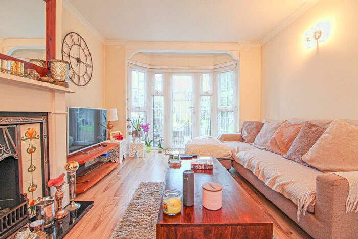 3 Bedroom Terraced House To Rent In Barnfield Avenue, Kingston Upon Thames, KT2