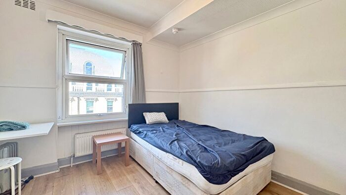 1 Bedroom Studio To Rent In Grays Inn Road, London, WC1X