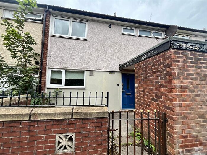3 Bedroom Terraced House For Sale In Buttermere Terrace, Stalybridge, SK15