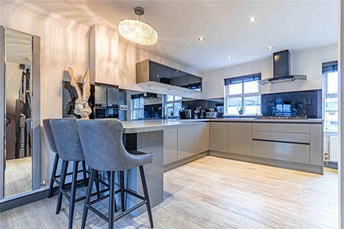 3 Bedroom Terraced House For Sale In McDougall Road, Berkhamsted, Hertfordshire, HP4