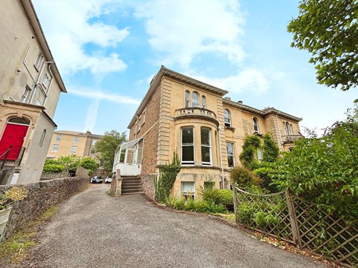 1 Bedroom Flat To Rent In Westfield Park - Redland, BS6