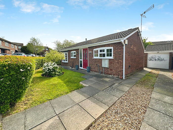 2 Bedroom Detached Bungalow For Sale In Atherstone Close, Oadby, Leicester, LE2